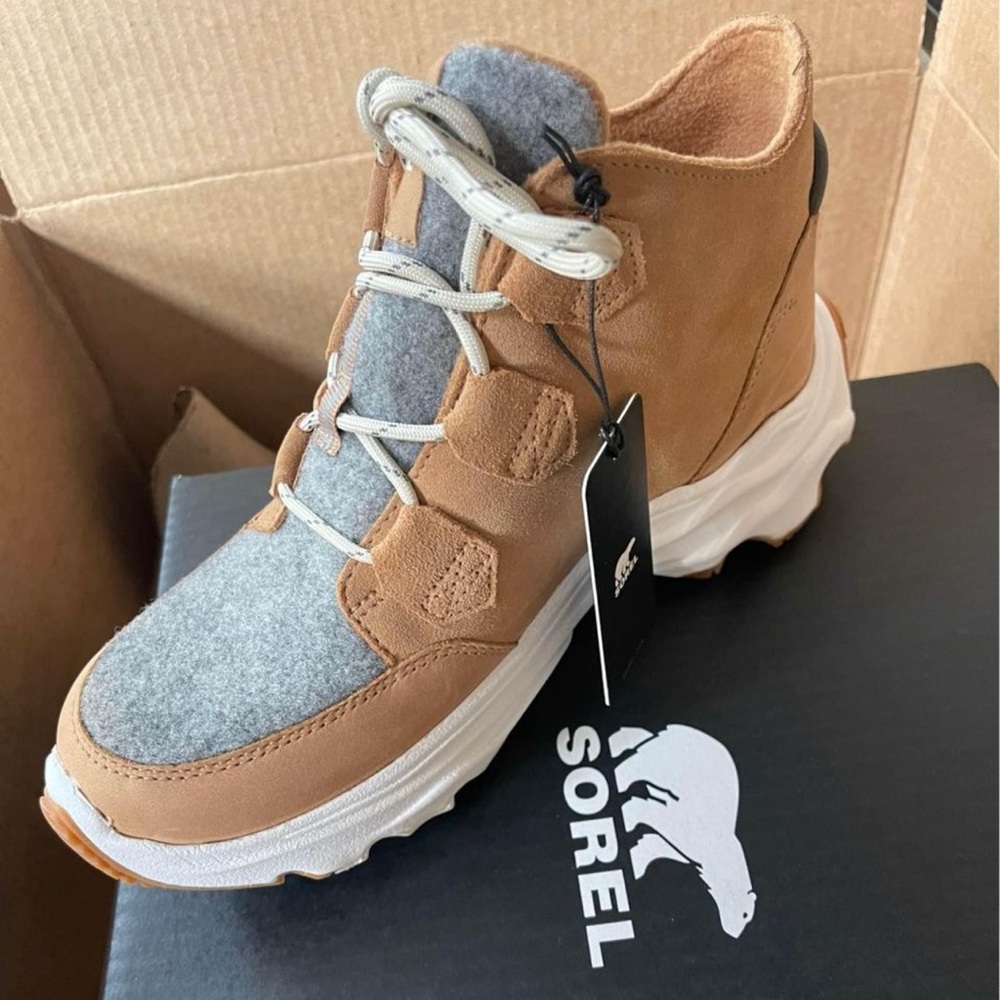 Tawny Buff and Quarry Kinetic Breakthru Caribou Waterproof Boots